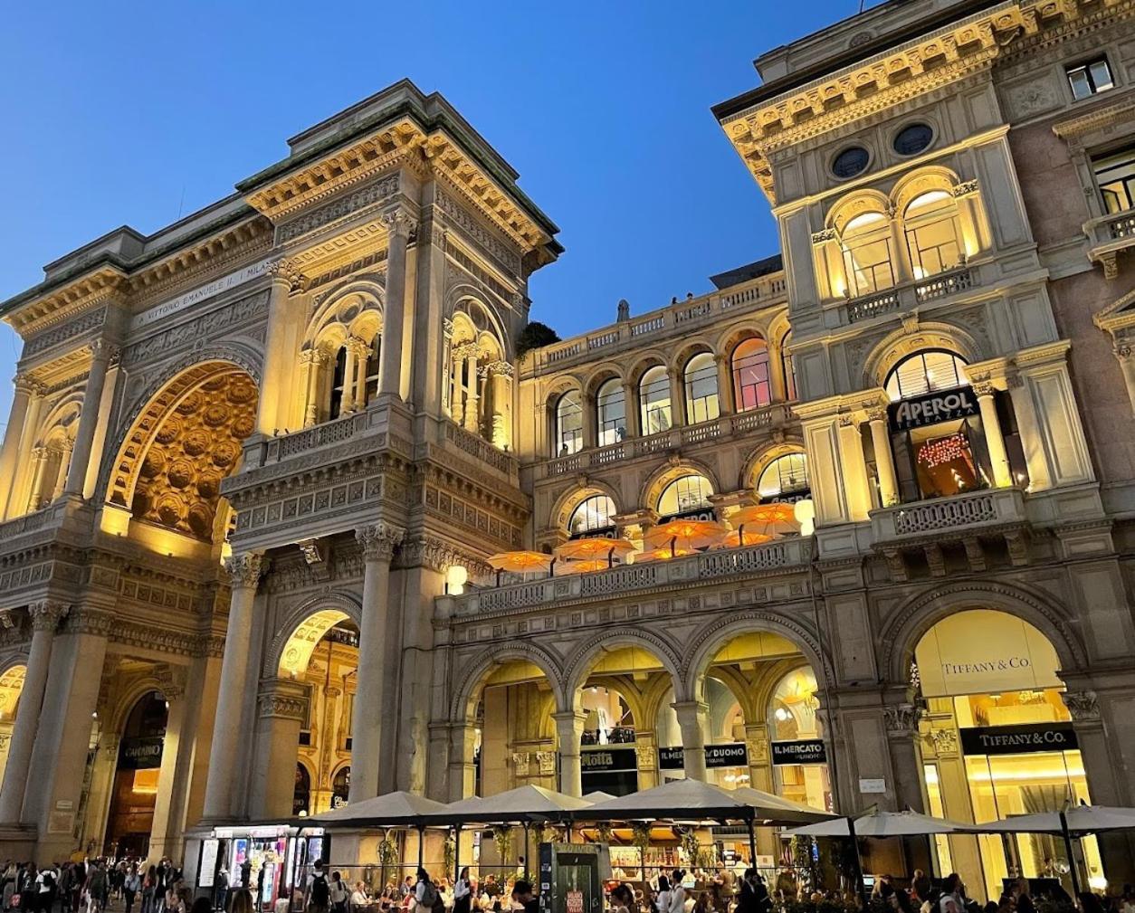 Disciplini A 5 Min Dal Duomo Apartamento Milán